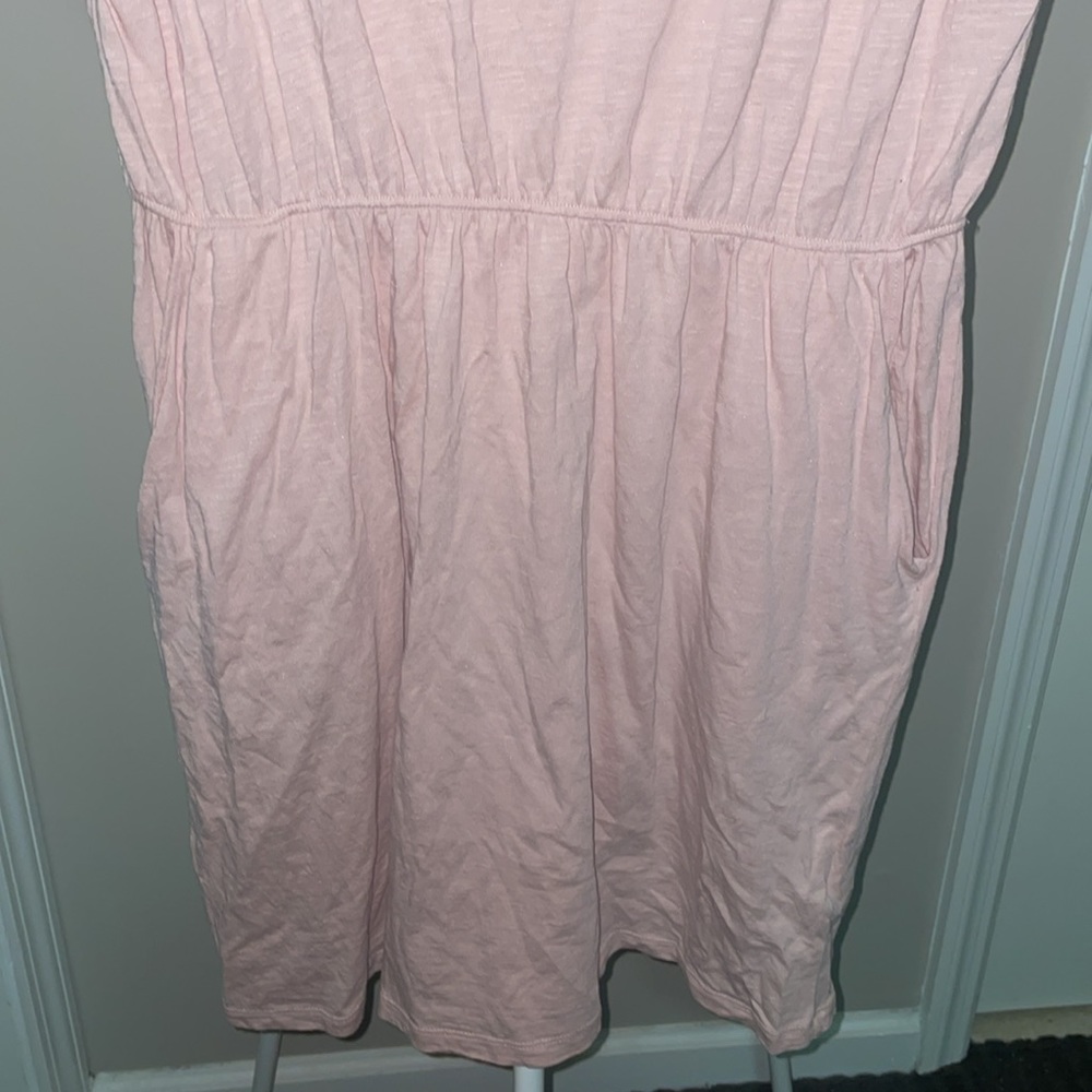 Pink dress - Picture 3 of 4